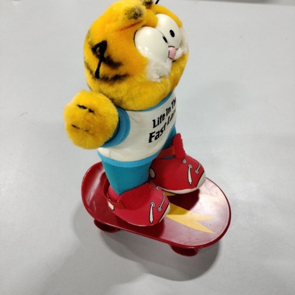 Vintage 1981 Dakin Inc Garfield And Friends ''Life In The Fast Lane'' Plush With - Picture 2 of 7